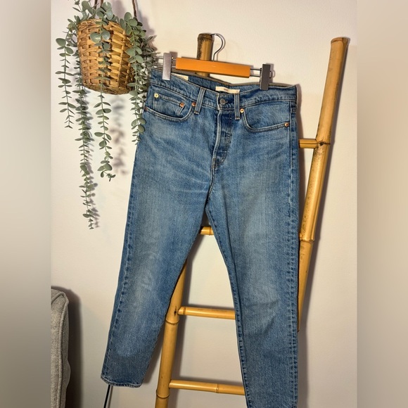Levi's Other - Levi Wedgie Jeans - Size 32/14